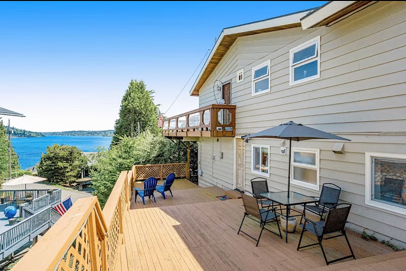 Peaceful Lake Washington Retreat